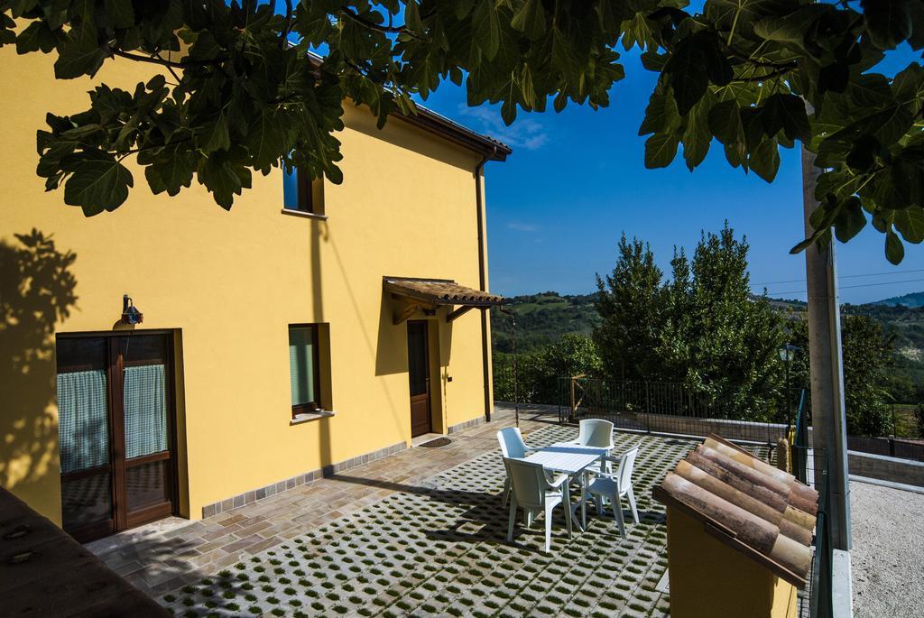 Country House Il Tiglio Mergo Luaran gambar