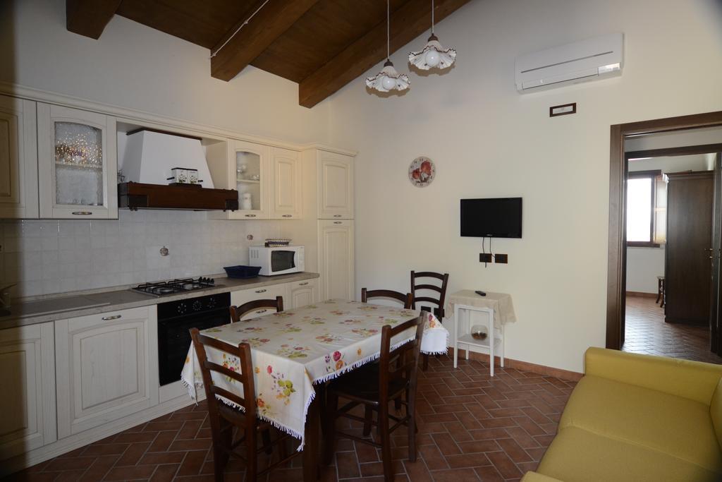 Country House Il Tiglio Mergo Luaran gambar